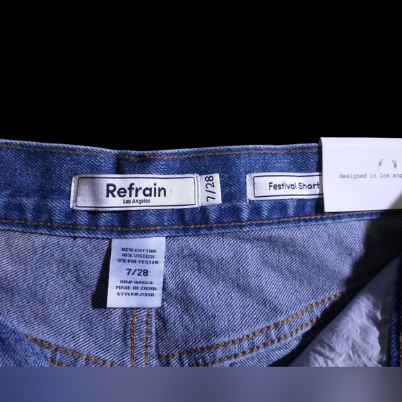 Blue High-Waisted Distressed Jean Shorts Size S - Picture 4 of 4